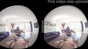 HD VR видео двух любительских красоток, которые мастурбируют и кончают