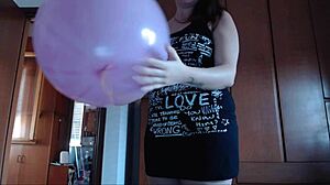 69 video koleksiyonuyla balonların dünyasını keşfedin