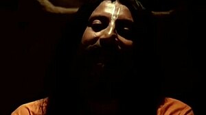 インドの主婦がベンガル語のショートフィルムで浮気!ホットなセックスシーンが満載!